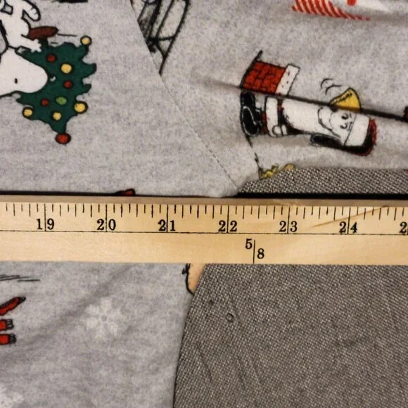 Peanuts Christmas Pajama Set Womens Large Gray Snoopy Charlie Brown Flannel PJs - Picture 7 of 16